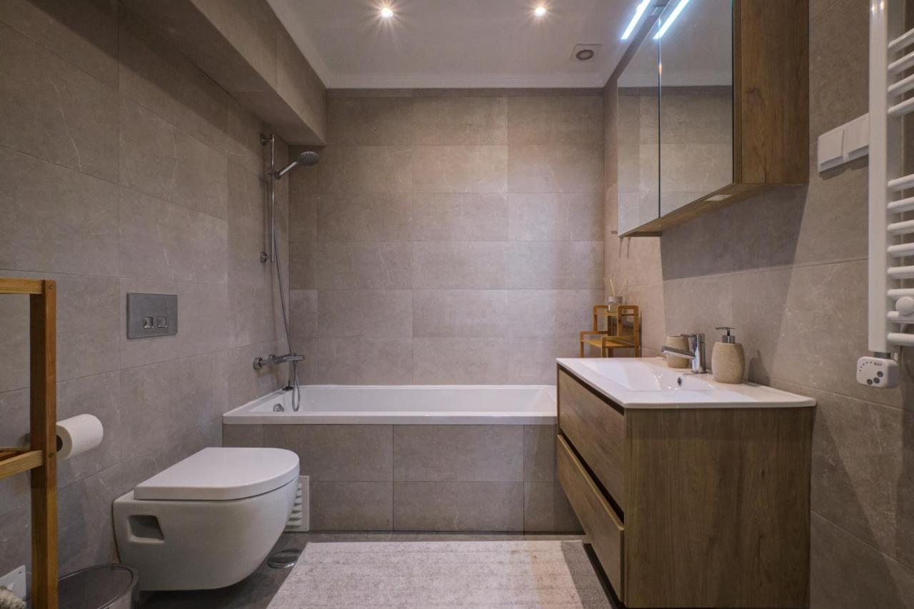 Comfortable Town House In Quiet Area By Lovelystay Lisboa Exteriör bild